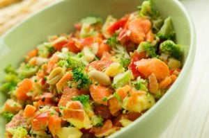 Karotten-Brokkoli-Salat aus dem Thermomix