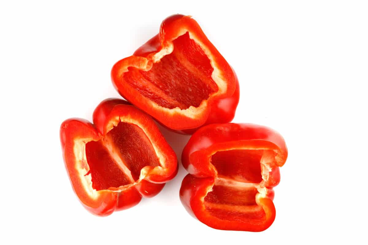 Süßsaure Soße aus dem Thermomix® 2 Rote Paprika halbieren