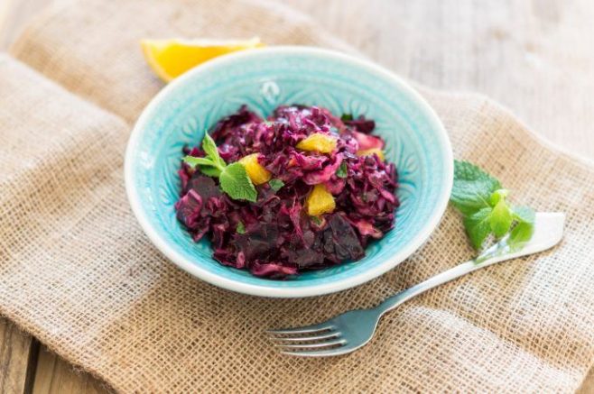 Rotkohl-Rohkostsalat aus dem Thermomix® - will-mixen.de