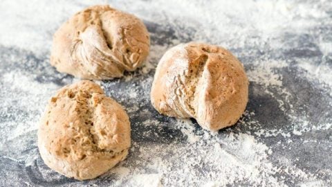 Haselnuss-Brötchen aus dem Thermomix