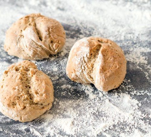 Haselnuss-Brötchen aus dem Thermomix