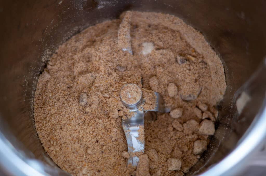 Karamell-Nuss-Likör Thermomix®: 1 Liter, 30 Min, mit Toffifee 6 toffifee zerkleinern im thermomix