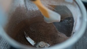 Schokolade im Thermomix zerkleinern und schmelzen