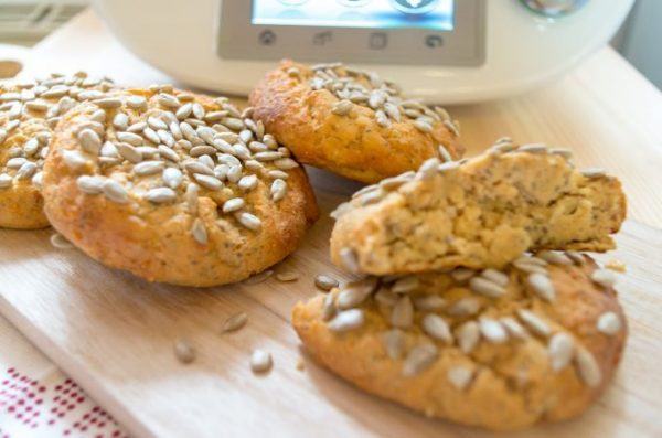 Low-Carb-Eiweiß-Brötchen aus dem Thermomix®