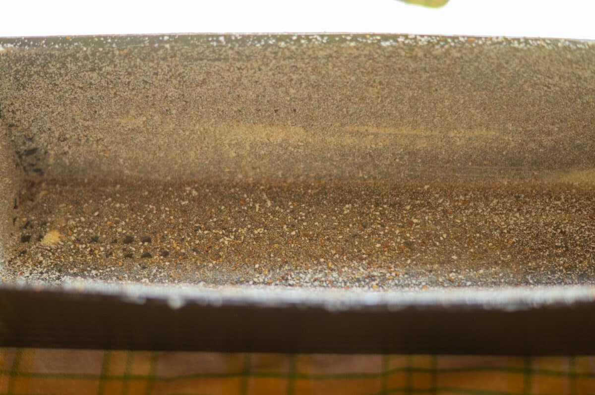 5-Minuten-Brot aus dem Thermomix® 4 Kastenform fetten