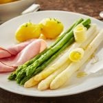 Weiße rund grüner Spargel aus dem Thermomix