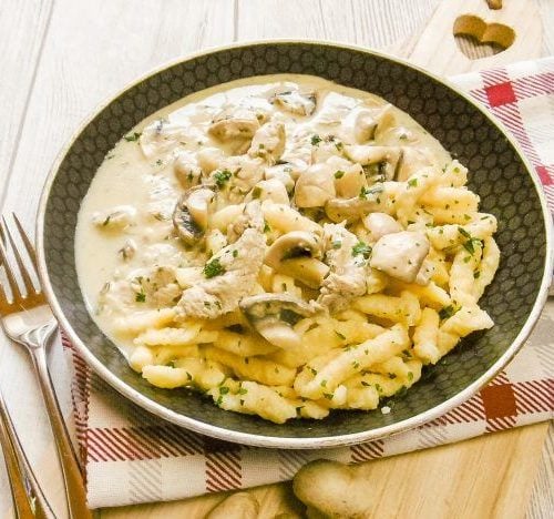 Geschnetzeltes mit Spätzle - Jägerart aus dem Thermomix®