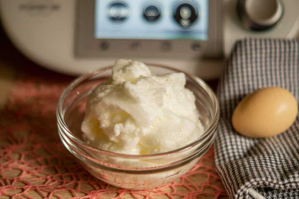Eischnee mit dem Thermomix® gelingsicher • will-mixen.de