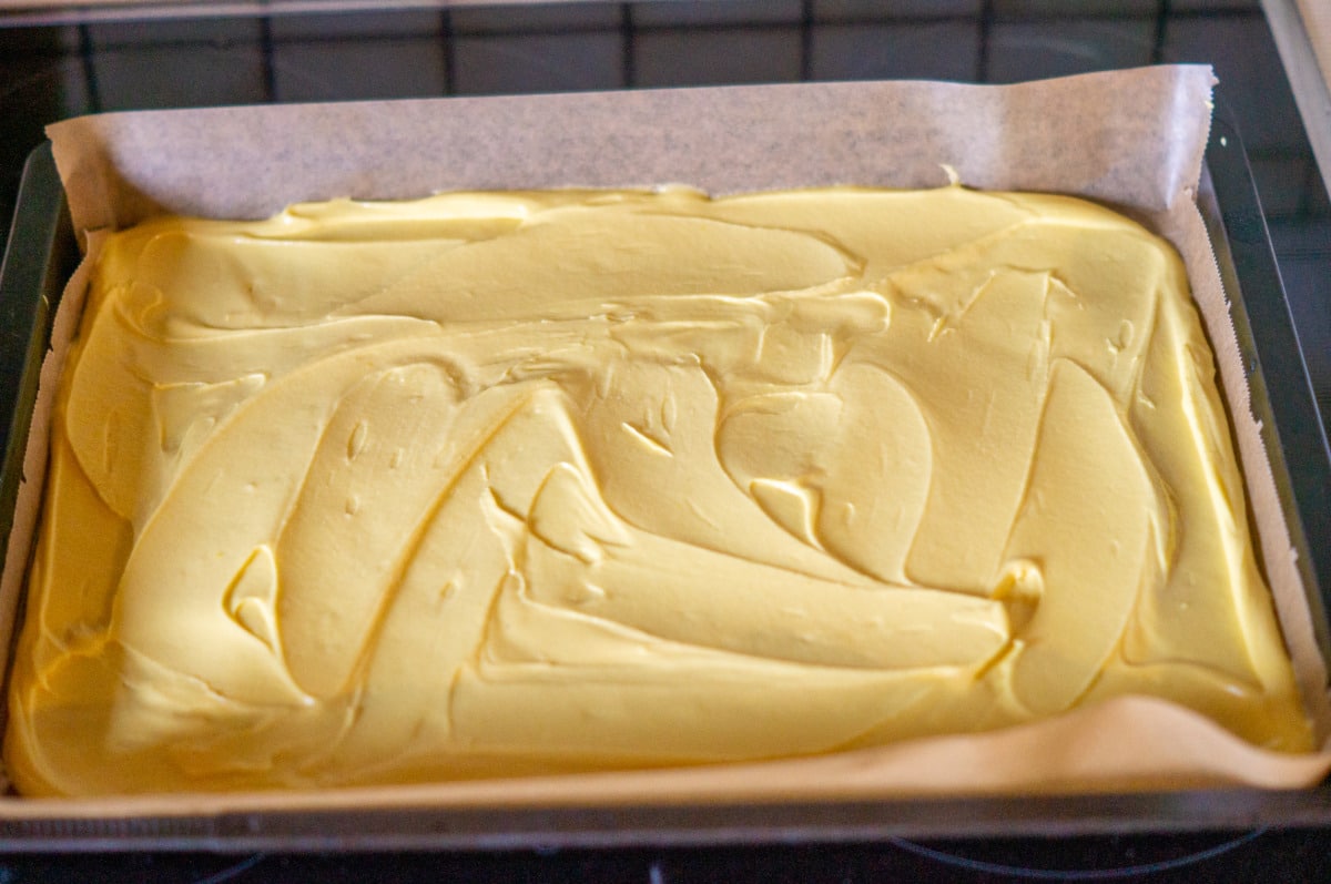 Eierlikörkuchen vom Blech Thermomix®: saftig in 35 Min 8 kuchenteig auf backblech verstreichen