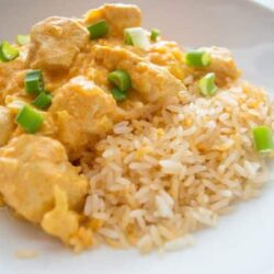 Frühlings-Hähnchen Thermomix®: Joghurtsauce ohne Flocken 2 Frühlings-Hähnchen mit Joghurtauce aus dem Thermomix®