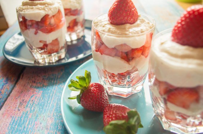 Süßes Erdbeer-Dessert aus dem Thermomix® mit Frischkäse • will-mixen.de