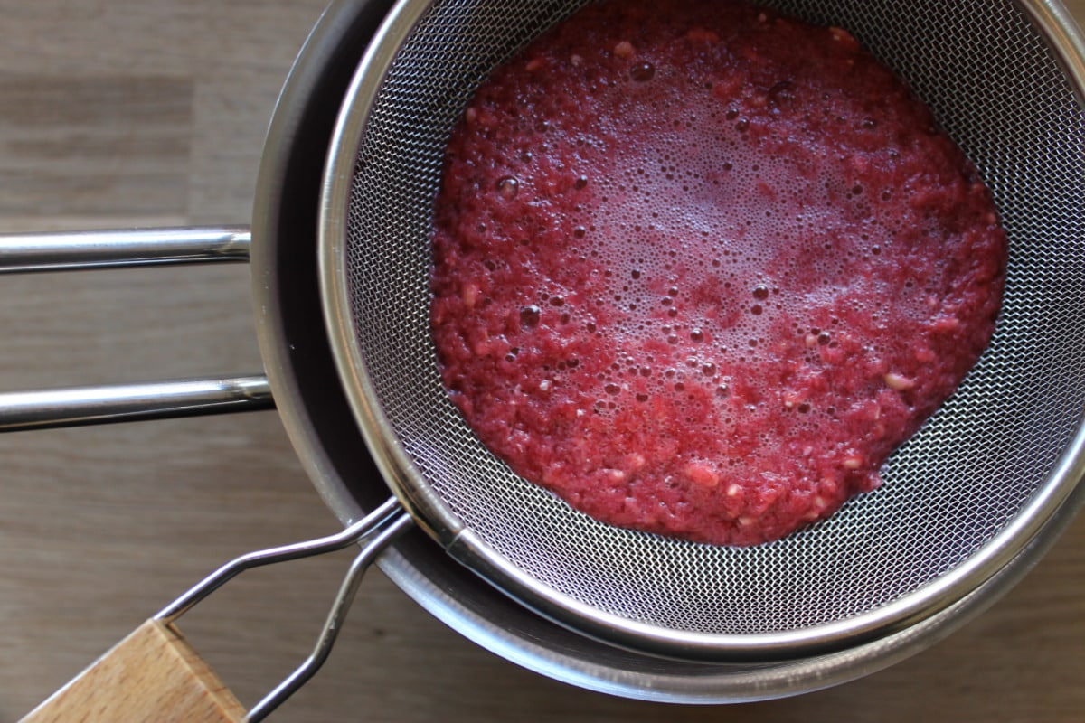 Einhornlikör Thermomix: Himbeeren, Sahne, 25 Min 7 himbeeren durch sieb