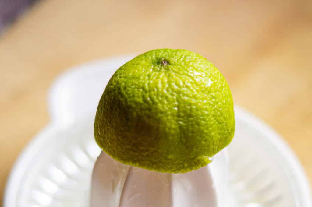 Apfelkuchen vom Blech Thermomix®: 800 g Äpfel, einfach, 12 limette auspressen