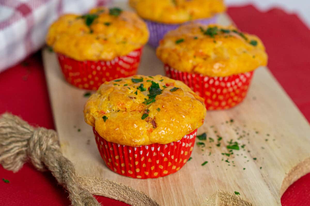 Paprika im Thermomix® · Saison plus 129 Rezepte 85 Pizzamuffins aus dem Thermomix®