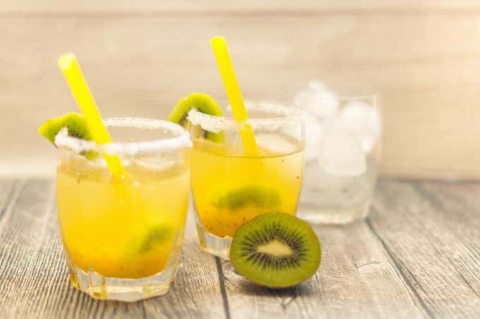 Erfrischender Mango-Kiwi-Cocktail aus dem Thermomix®