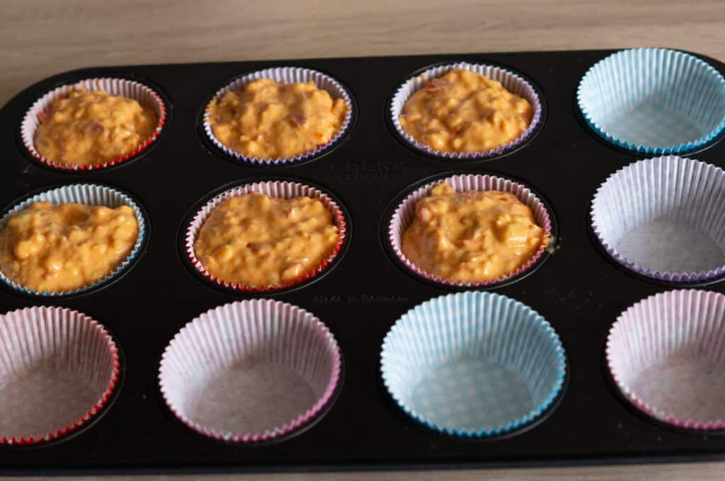 Pizzamuffins Thermomix®: 12 Stück, 35 Min, Joghurt-Teig 10 muffinform pizzaform fuellen