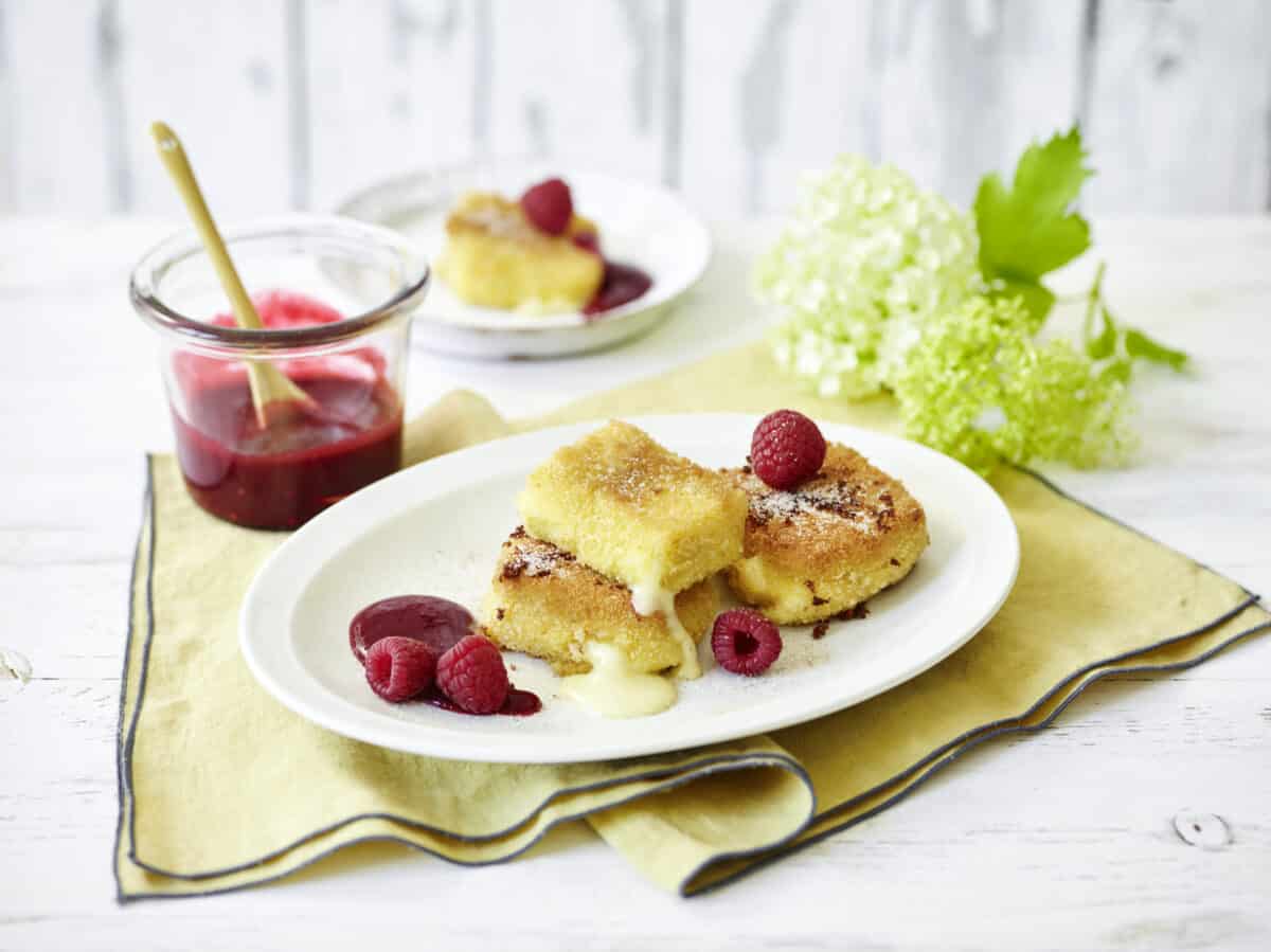 Himbeeren im Thermomix® · Saison plus 18 Rezepte 9 Vanilleschnitten mit Himbeersauce aus dem Thermomix®