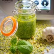 Basilikum Pesto aus dem Thermomix®