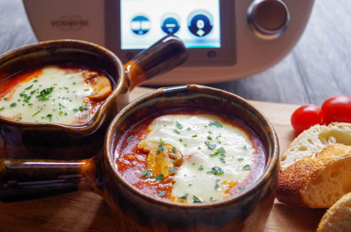 Knoblauch im Thermomix® · Saison plus 171 Rezepte 81 Pizzasuppe aus dem Thermomix®
