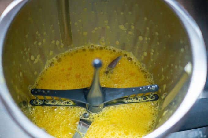 Muttertagstorte aus dem Thermomix® 11 eischaum im