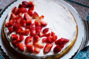 Erdbeeren in Erdbeertorte