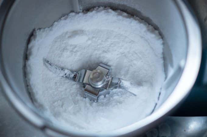 Muttertagstorte aus dem Thermomix® 9 puderzucker im thermomix