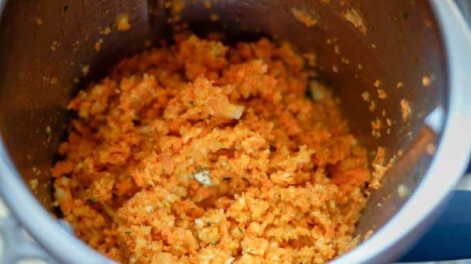 Rohkostsalat mit Honigdressing aus dem Thermomix® 8 Fertiger Rohkostsalat im Mixtopf