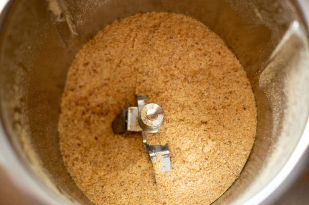 Paniermehl Thermomix® (8 Sek, Stufe 8, 1 Zutat) 5 paniermehl semmelbroesel mixtopf thermomix