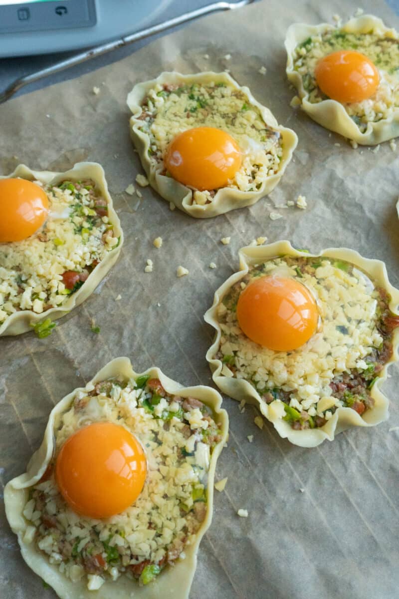 Pizzettis mit Cabanossi und Ei aus dem Thermomix® 9 Fertig gebacken