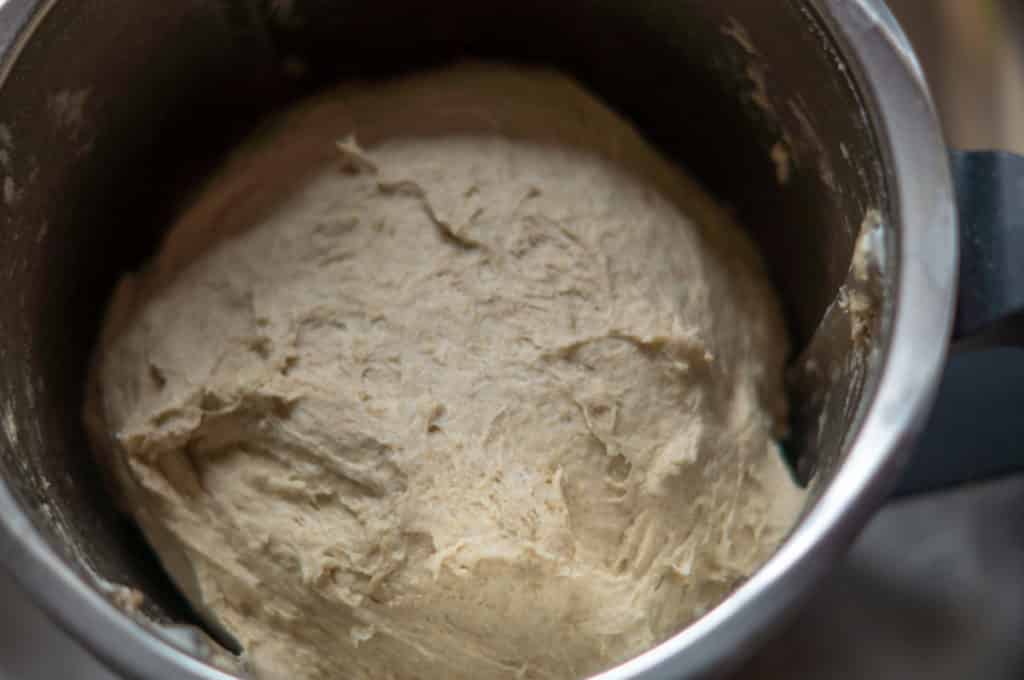Leckeres Hausbrot (Mischbrot) aus dem Thermomix® 5 brotteig im thermomix kneten