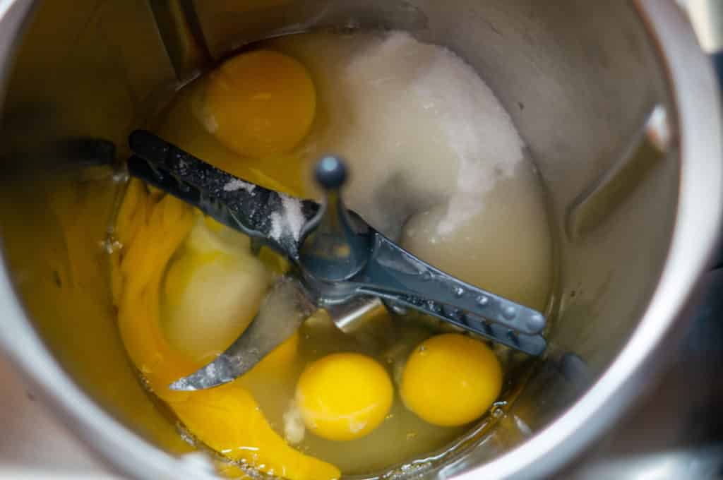 Zitronenkuchen vom Blech Thermomix®: 20 Stücke, 6 Eier, 4 eier zucker mixtopf thermomix
