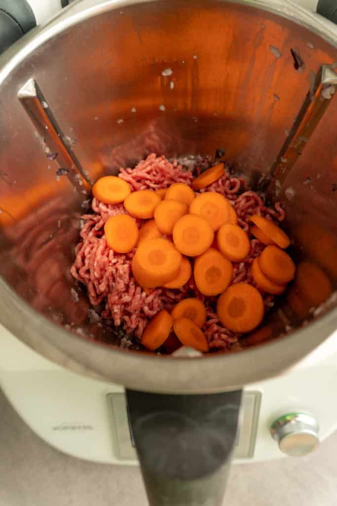 Hackfleisch-Kartoffel-Eintopf aus dem Thermomix® 6 hackfleisch und karotten im thermomix