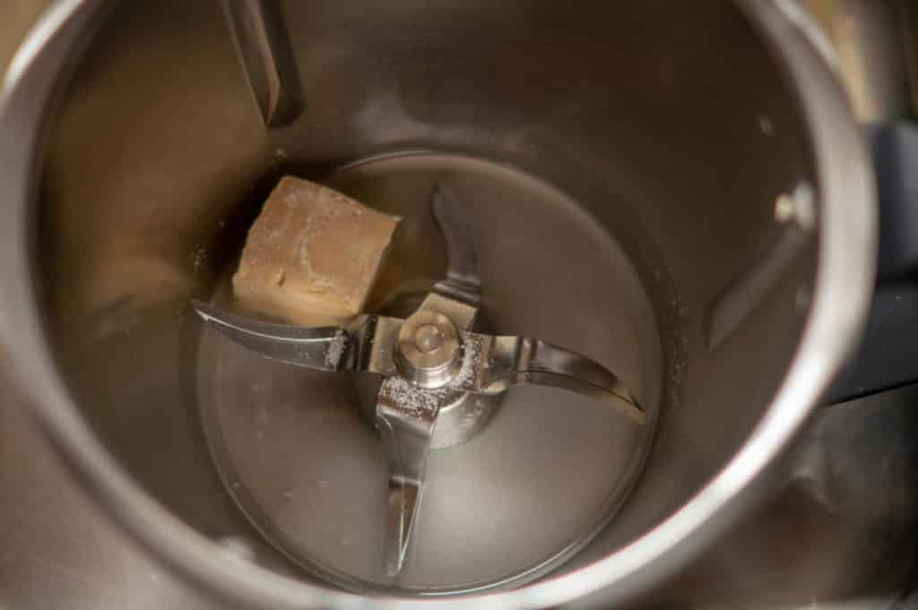 Zwiebelkuchen Thermomix®: schwäbisch, Hefeteig, 125 Min 4 hefe im mixtopf