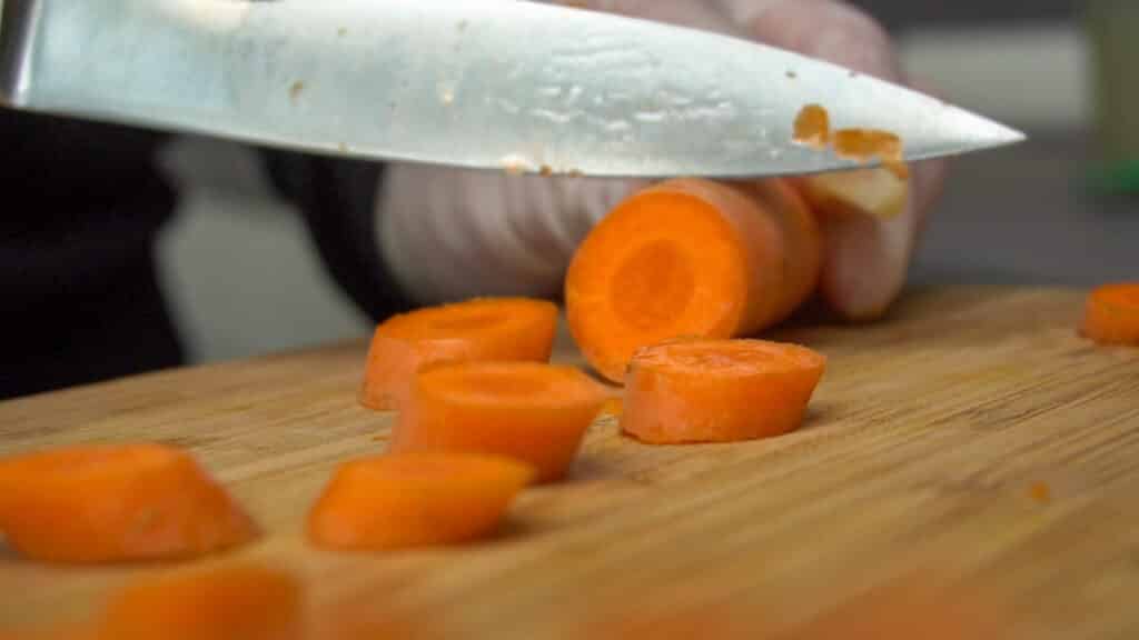 Gemüse-Schmand-Topf Thermomix: Brühe langsam rein 5 karotten schneiden