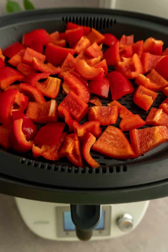 Hackfleisch-Kartoffel-Eintopf aus dem Thermomix® 10 rote paprika daempfen im varoma thermomix