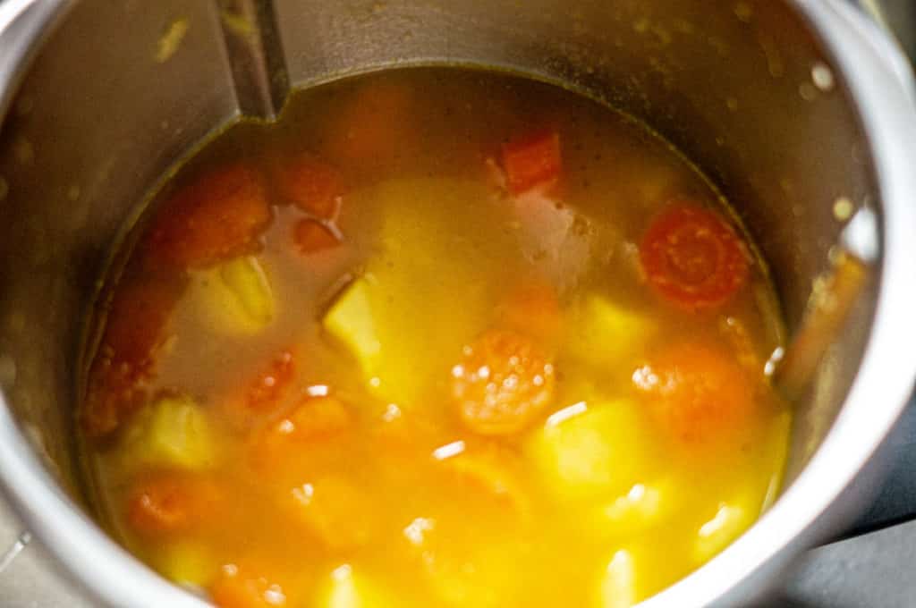 Pastinaken-Karotten Suppe Thermomix®: ohne Sahne cremig 9 Pastinaken Karotten Suppe zutaten im mixtopf