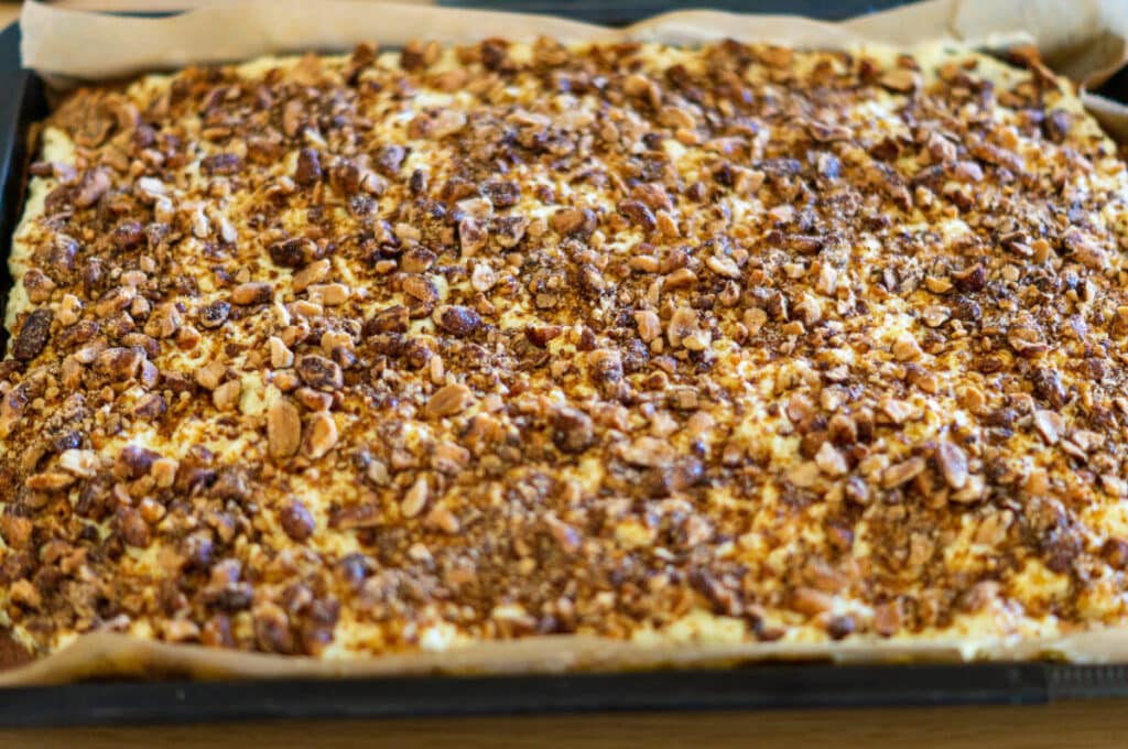 Gebrannte Mandeln Kuchen Thermomix®: knackige Splitter 14 gebrannte mandeln auf kuchen verteilen