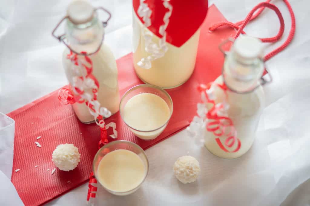 Raffaello®-Likör aus dem Thermomix® 7 raffaelo likoer aus thermomix geschenk selbstgemacht