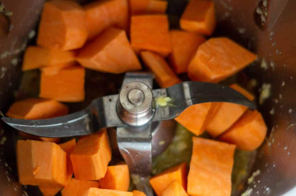 Pastinaken-Karotten Suppe Thermomix®: ohne Sahne cremig 10 suesskartoffeln im mixtopf thermomix