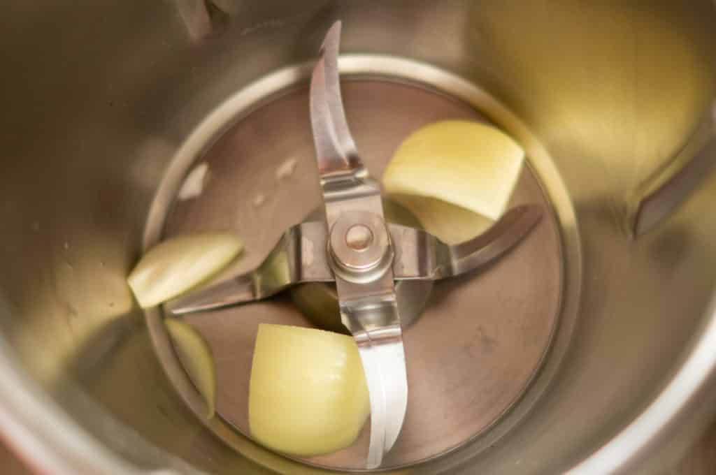 Sauce Béarnaise Thermomix®: 70 °C Fenster, sicher gebunden 4 zwiebel im mixtopf