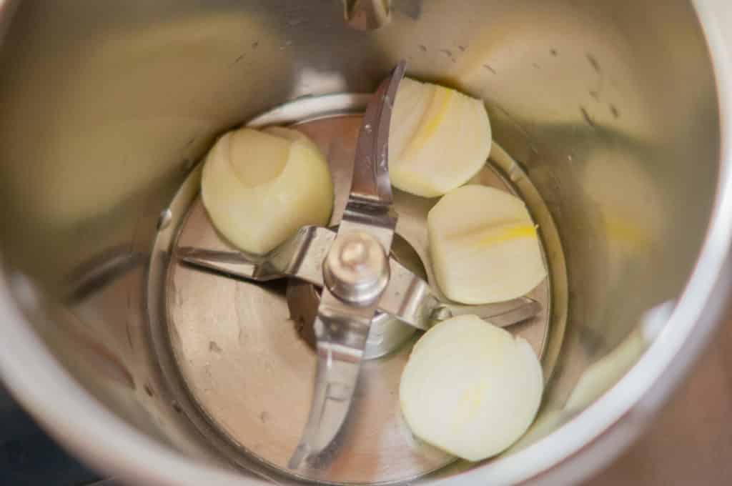 Nizza Salat Thermomix®: in 30 Minuten fertig 8 zwiebeln hacken im thermomix 2
