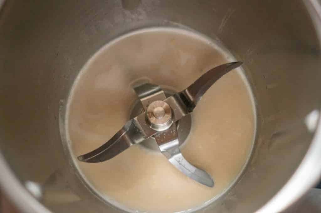 Softes Fladenbrot Thermomix®: 4 Stück, 30 Min, mit Sesam 5 hefe wasser aufloesen im mixtopf thermomix 2
