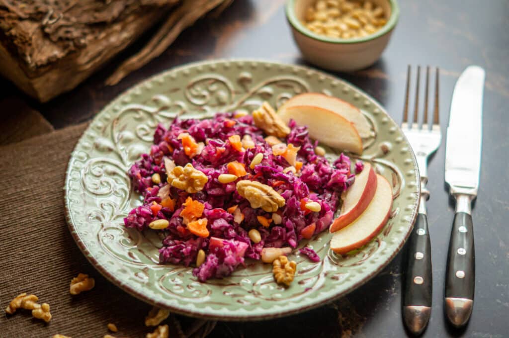 Rotkohlsalat Thermomix®: zart ohne Kneten, in 25 Min 1 Klassischer Rotkohlsalat aus dem Thermomix®