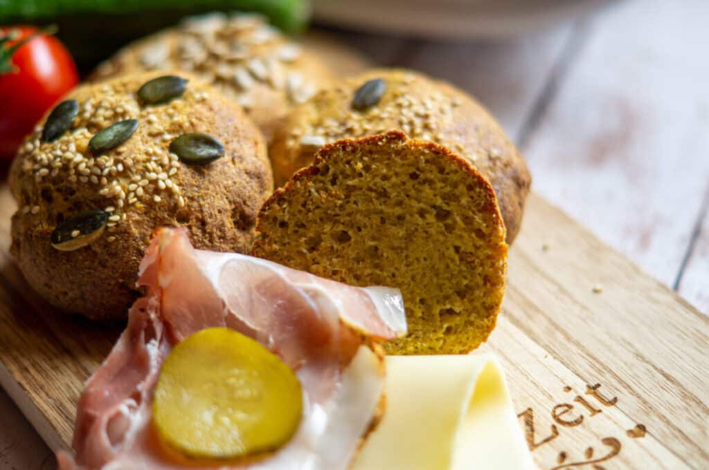 Low-Carb Brötchen ohne Mehl aus dem Thermomix® 13 low carb broetchen rezept ohne mehl aus dem thermomix nahe