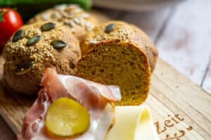 Low-Carb Brötchen ohne Mehl fertig gebacken