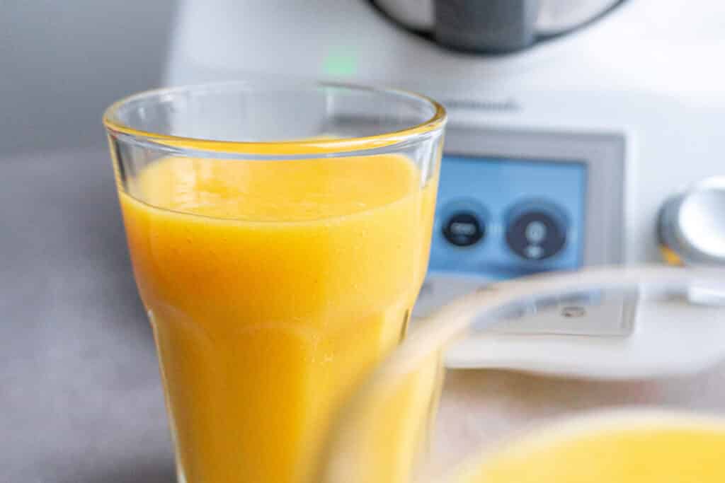 Mangosmoothie aus dem Thermomix® 1 Mangosmoothie aus dem Thermomix®