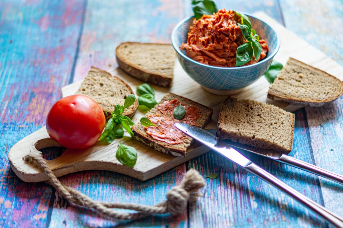 Tomatenbutter aus dem Thermomix® - die perfekte Brotzeit