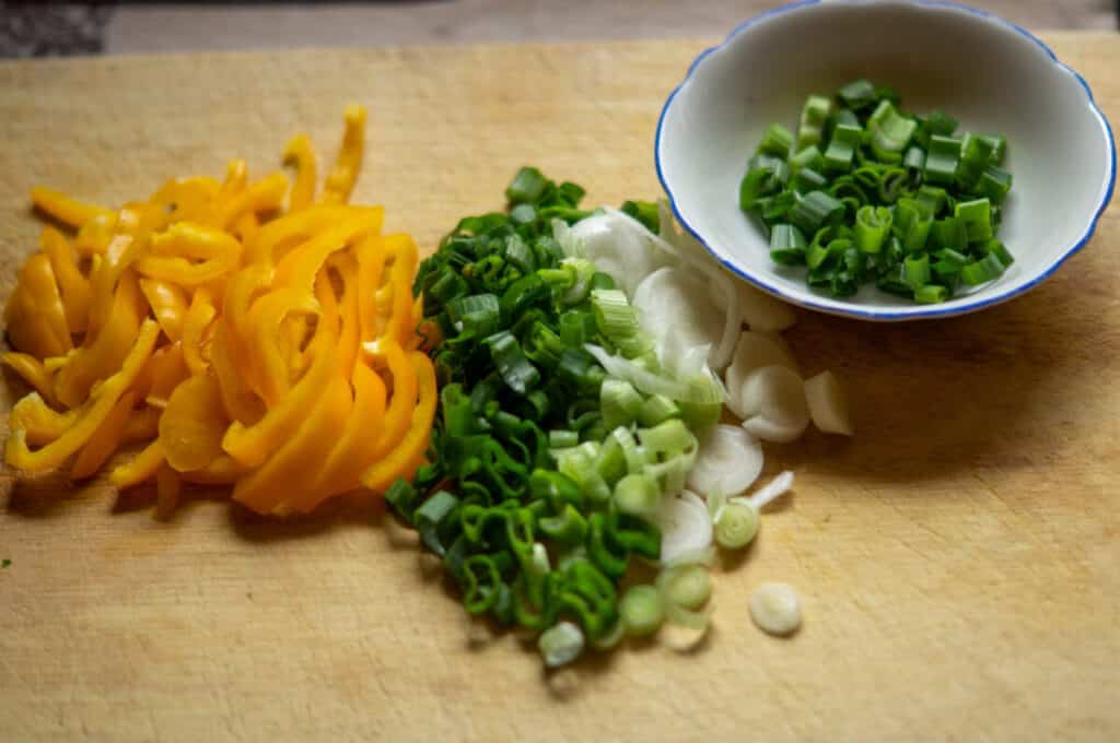Asia Hähnchen süß-sauer Thermomix®: 1:1 Zucker zu Essig 6 gemuese putzen schneiden