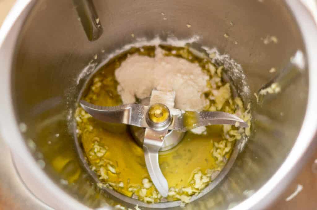 Tomatencremesuppe aus dem Thermomix® – in 20 Min. 5 knoblauch olivenoel im mixtopf