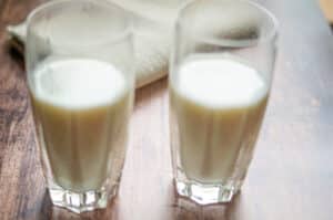 Kalte Milch im Glas